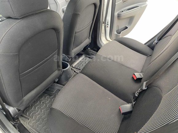 2011 MODEL DEĞİŞENSİZ HASAR KAYITSIZ OTOMATİK VİTES