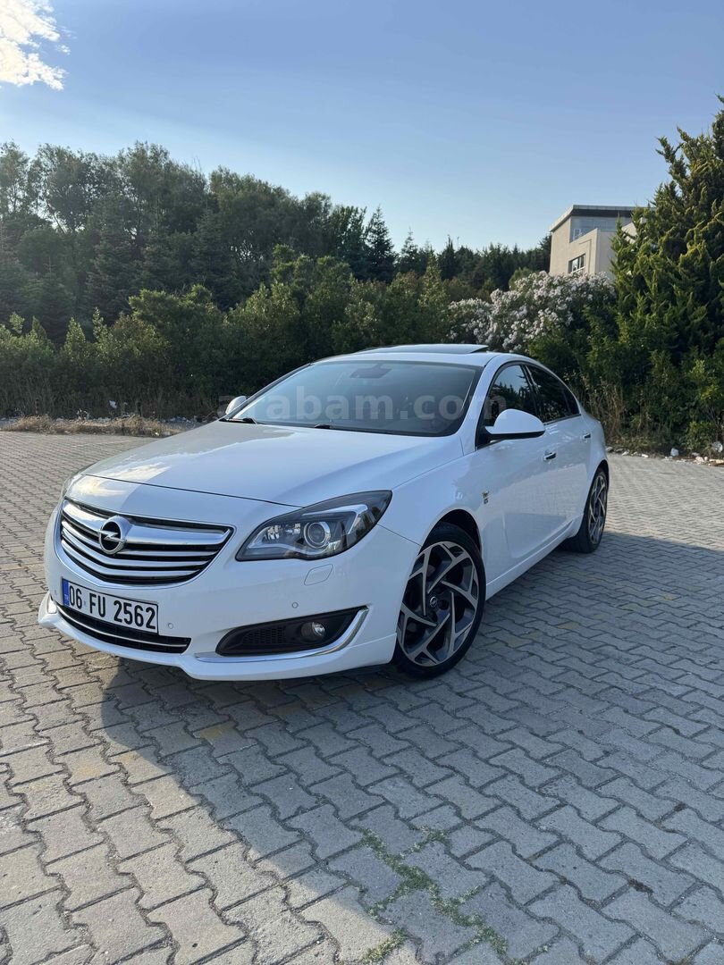 Galeriden Opel Insignia 1.6 CDTI Sport 2015 Model İstanbul 163.000 km Beyaz 7