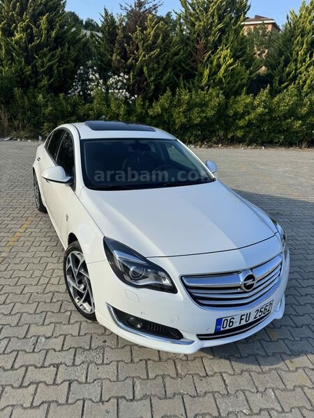 Galeriden Opel Insignia 1.6 CDTI Sport 2015 Model İstanbul 163.000 km Beyaz