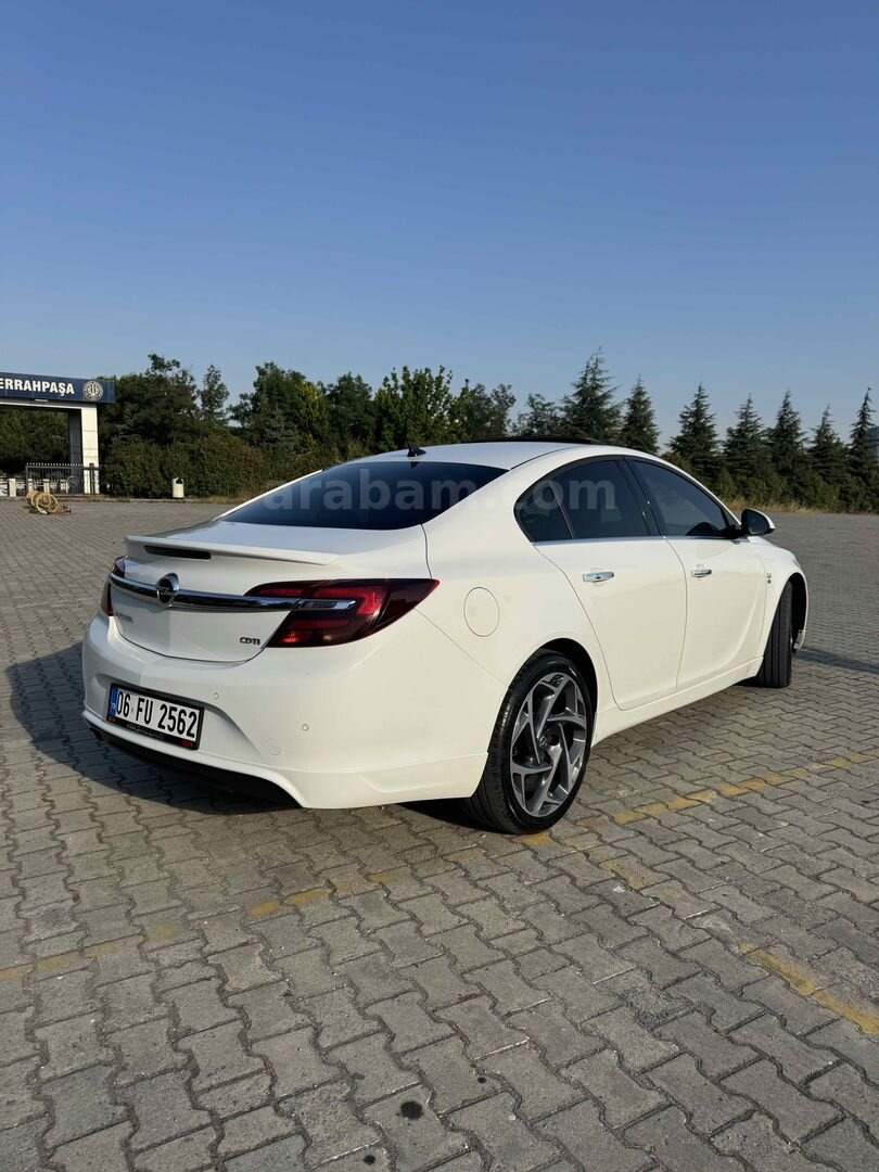 Galeriden Opel Insignia 1.6 CDTI Sport 2015 Model İstanbul 163.000 km Beyaz 4