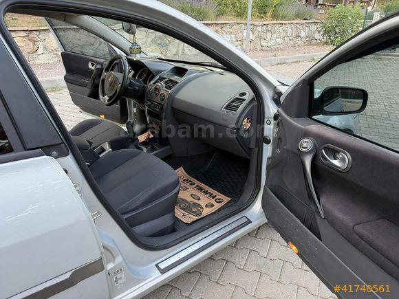 RENAULT MEGANE 1.6 DYNAMİQUE
