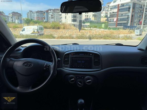 Accent Era 1.5CRDİ 2011 model 250 bin km