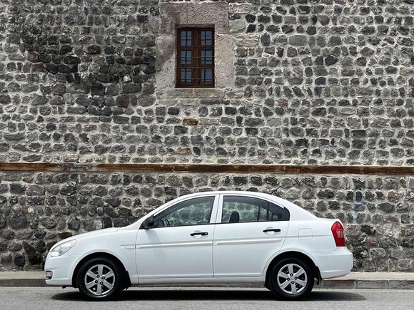 2010 MODEL HYUNDAİ ACCENT ERA 1.5 CRSI START