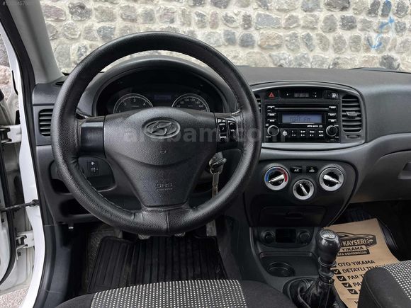 2010 MODEL HYUNDAİ ACCENT ERA 1.5 CRSI START