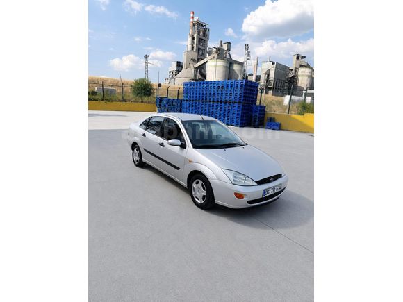 Sahibinden Ford Focus 1.6 Ambiente 2000 Model Ankara