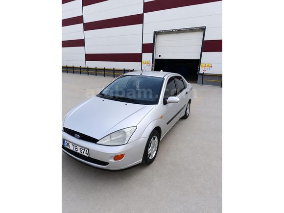 Sahibinden Ford Focus 1.6 Ambiente 2000 Model Ankara