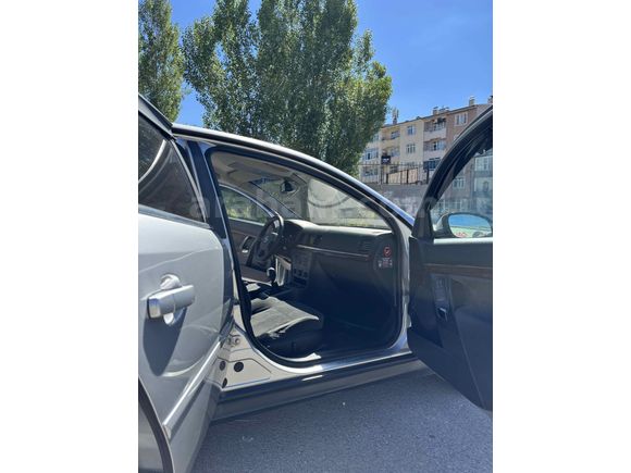 Sahibinden Opel Vectra 1.6 Elegance 2003 Model Erzurum
