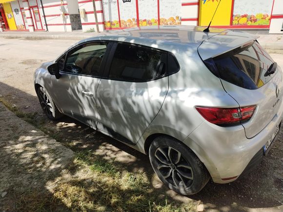 Sahibinden Renault Clio 1.2 Joy 2017 Model