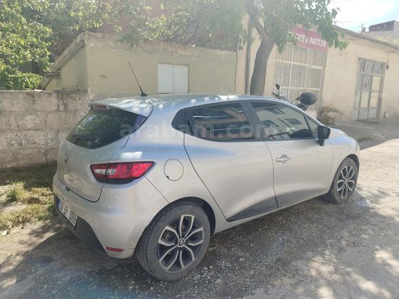 Sahibinden Renault Clio 1.2 Joy 2017 Model
