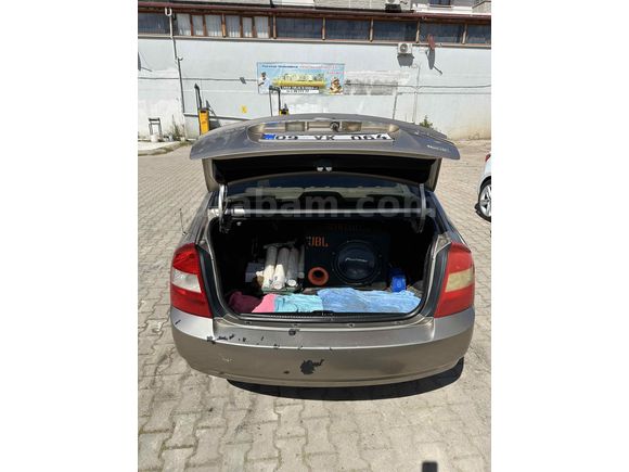 Sahibinden Kia Cerato 1.5 CRDi LX 2006 Model 