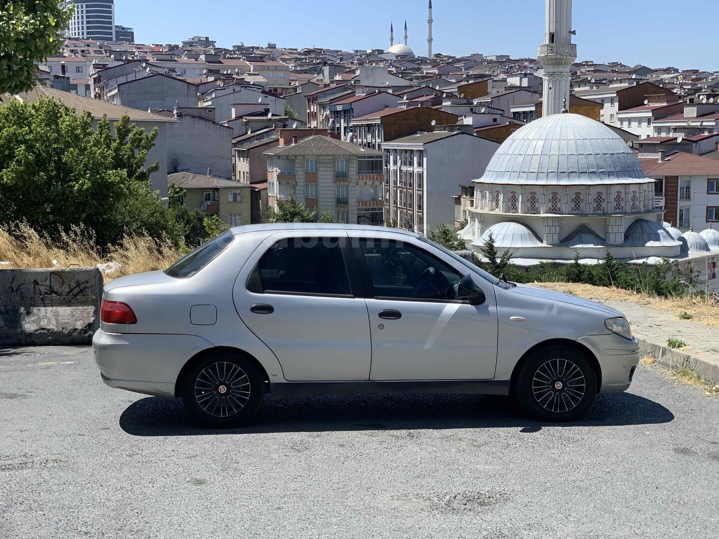 Sahibinden Fiat Albea Sole 1.3 Multijet Dynamic 2010 Model İstanbul 184.000 km Gri 3