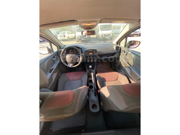 Sahibinden Renault Clio 1.2 Joy 2015 Model