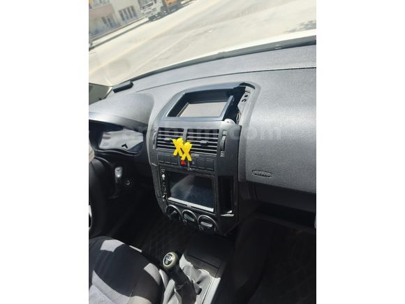 Sahibinden Volkswagen Polo 1.4 Basicline 2004 Model  232.000 km Beyaz