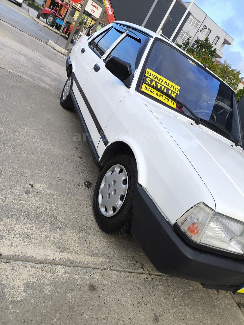 Galeriden Tofaş Şahin 1.4 1998 Model Samsun 258.000 km Beyaz 4