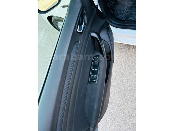Sahibinden Renault Megane 1.5 Blue DCI otomatik Touch 2020 Model