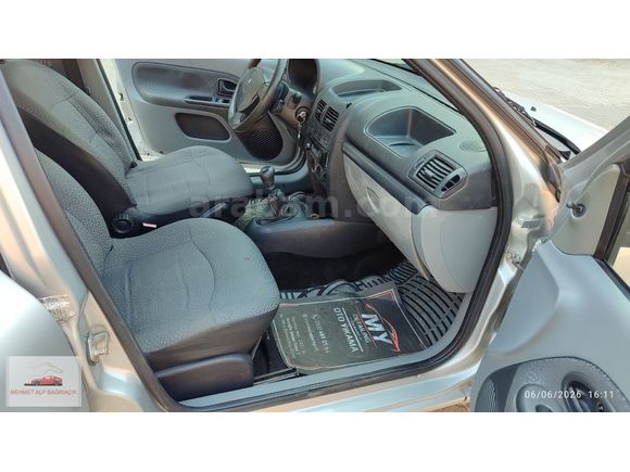 AZ KİLOMETRE Lİ CLİO SYMBOL 1.4 LPG Lİ KLM