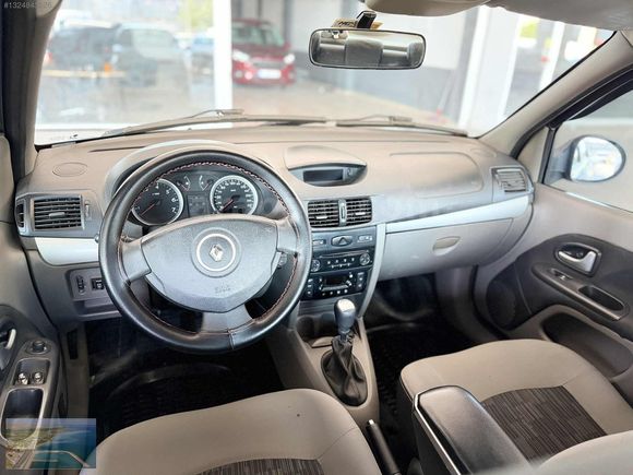 ADİLCEVAZ OTODAN FULL BAKIMLI DJTAL KLİMALI 4 CAM OTOMTK SYMBOL
