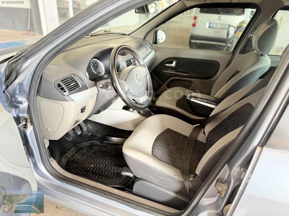 ADİLCEVAZ OTODAN FULL BAKIMLI DJTAL KLİMALI 4 CAM OTOMTK SYMBOL