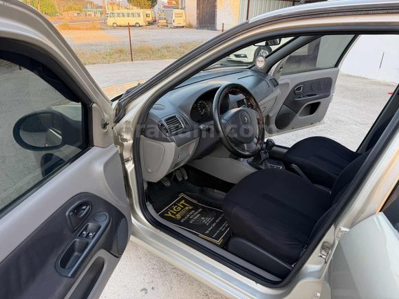 2009 MODEL RENAULT SYMBOL 1.4 BENZİN 156 BİN KM'de BAKIMLI