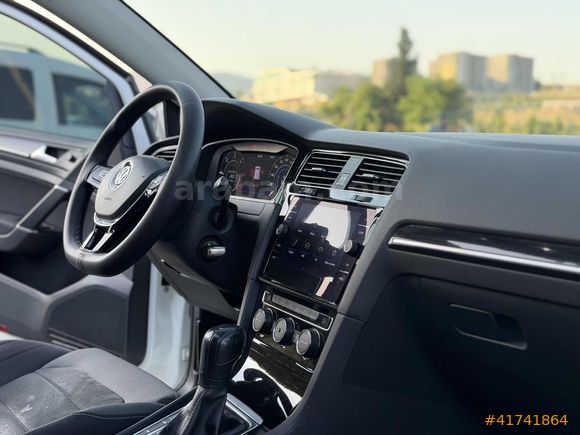 ÖZGÜNDÜZ · 2017 MODEL VW GOLF · 7.5