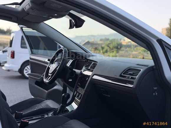 ÖZGÜNDÜZ · 2017 MODEL VW GOLF · 7.5