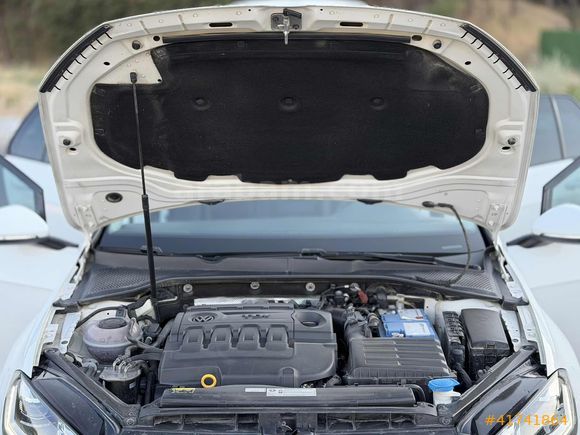 ÖZGÜNDÜZ · 2017 MODEL VW GOLF · 7.5