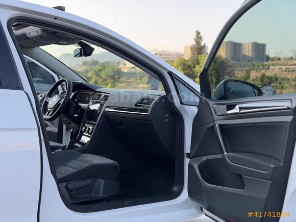 ÖZGÜNDÜZ · 2017 MODEL VW GOLF · 7.5