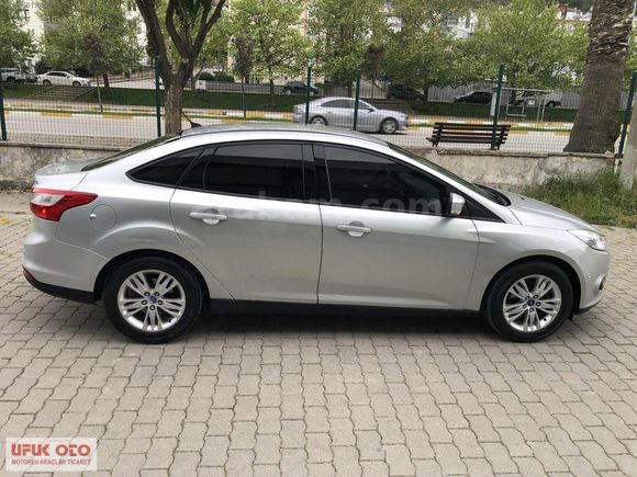 UFUK OTO'DAN 2011 FORD FOCUS 1.6 Tİ-VCT STYLE PLUS LPG'Lİ