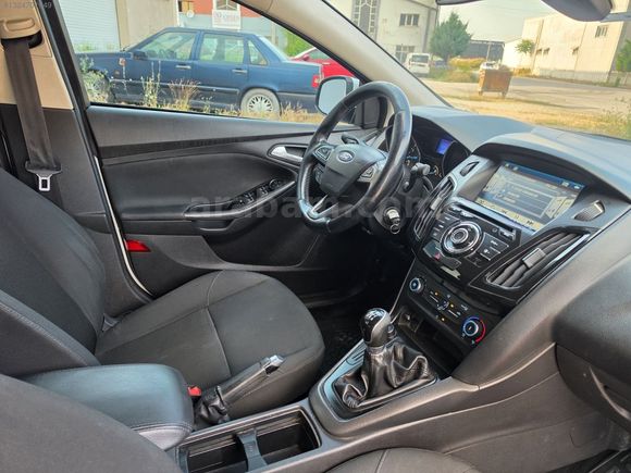 HATASIZ ilk elden BAKIMLI 2015 1.6 125 hp STYLE 190.kmde eşsiz
