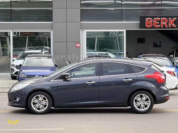 2013 FORD FOCUS 155 BİNDE OTOMATİK DEĞİŞENSİZ LPGLİ EN DOLUSU