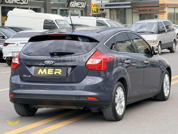 2013 FORD FOCUS 155 BİNDE OTOMATİK DEĞİŞENSİZ LPGLİ EN DOLUSU