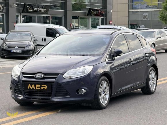 2013 FORD FOCUS 155 BİNDE OTOMATİK DEĞİŞENSİZ LPGLİ EN DOLUSU