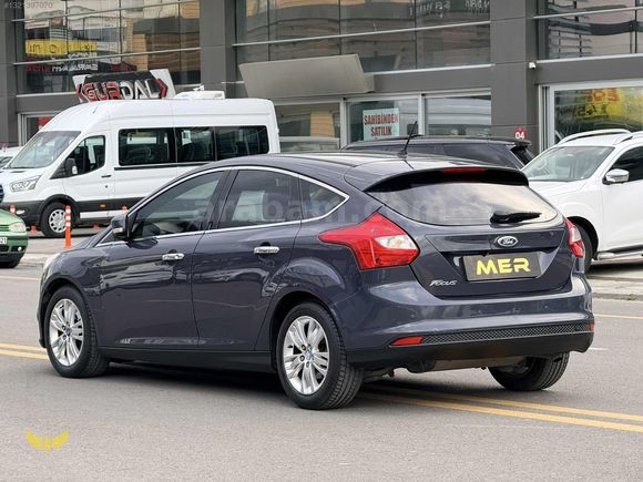 2013 FORD FOCUS 155 BİNDE OTOMATİK DEĞİŞENSİZ LPGLİ EN DOLUSU