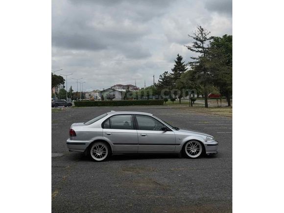 Sahibinden Honda Civic 1.4 i S 1998 Model 