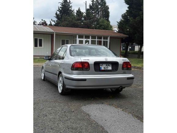 Sahibinden Honda Civic 1.4 i S 1998 Model 