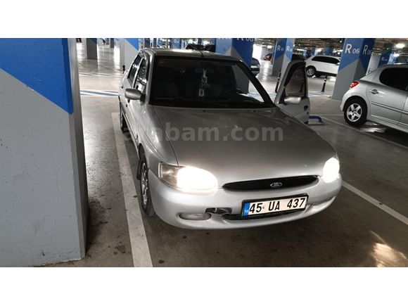 Sahibinden Ford Escort 1.6 Classic 2000 Model