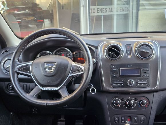 İLHAN POYRAZ'DAN 2020 DACİA STEPWAY 1.5 BLUE DCİ 72.000 KM'DE