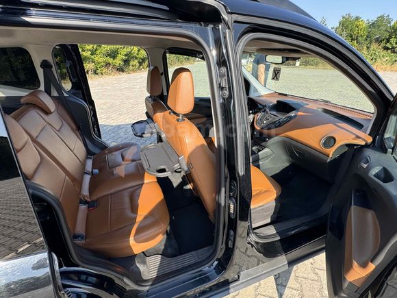 ÖZSER  MOTORSTAN HATASIZ BOYASIZ FORD COURIER TITANYUM PLUS