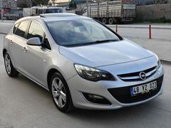 Sahibinden Değişensiz Boyasız Opel Astra 1.4 T Sport Still 2014 Model