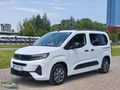 HATASIZ 2025 MODEL ELEKTRİKLİ OPEL COMBO EDİTİON PAKET 136 BG