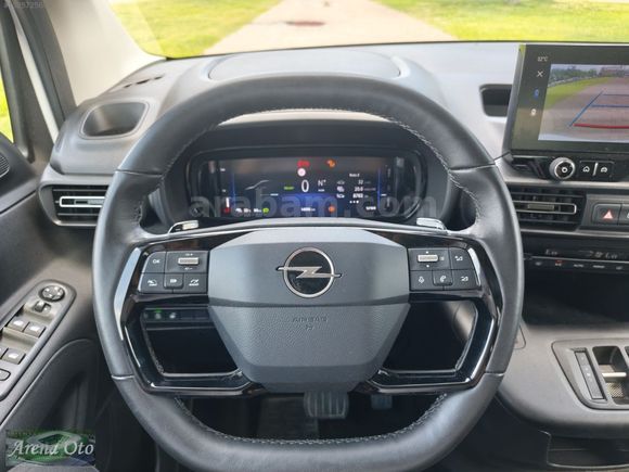 HATASIZ 2025 MODEL ELEKTRİKLİ OPEL COMBO EDİTİON PAKET 136 BG