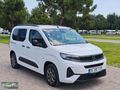 HATASIZ 2025 MODEL ELEKTRİKLİ OPEL COMBO EDİTİON PAKET 136 BG