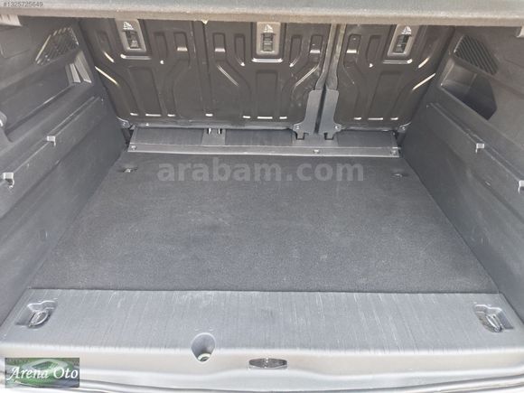 HATASIZ 2025 MODEL ELEKTRİKLİ OPEL COMBO EDİTİON PAKET 136 BG