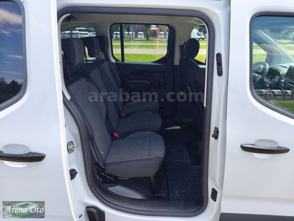 HATASIZ 2025 MODEL ELEKTRİKLİ OPEL COMBO EDİTİON PAKET 136 BG