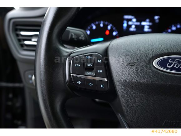 ANTMAR'DAN 2023 HATASIZ FORD FOCUS 1.5 Tİ-VCT 105.000 KM
