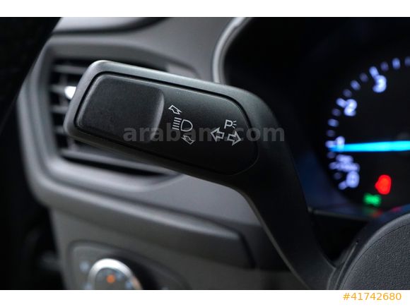 ANTMAR'DAN 2023 HATASIZ FORD FOCUS 1.5 Tİ-VCT 105.000 KM