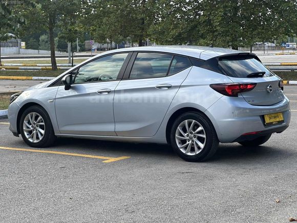 ZB OTOMOTİV 2020 OPEL ASTRA EDİTİON HATASIZ