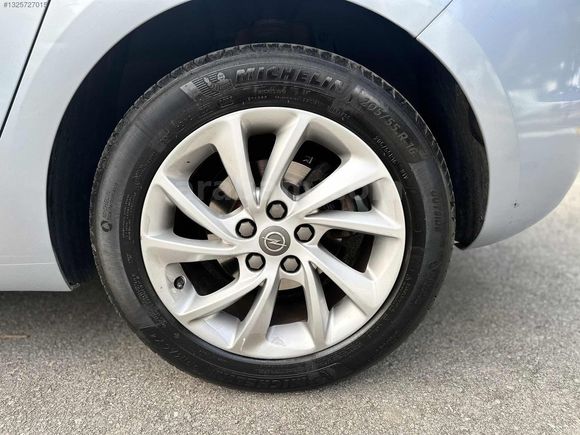 ZB OTOMOTİV 2020 OPEL ASTRA EDİTİON HATASIZ