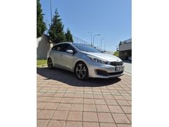 Sahibinden Kia Ceed 1.6 CRDi Premium 2017 Model  168.000 km Gri (Gümüş)