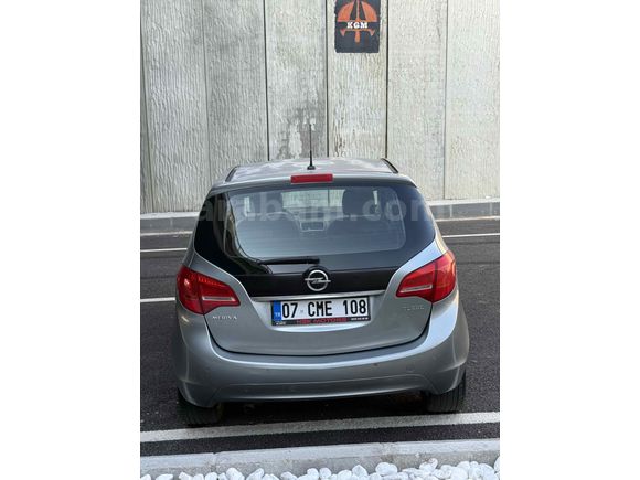 Galeriden Opel Meriva 1.4 T Cosmo 2011 Model Antalya